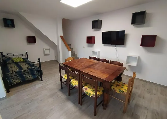 Fangati Magazzini (Tuscany)